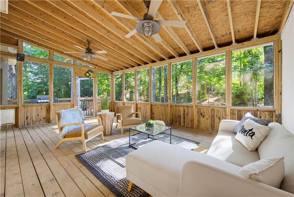 5 bedroom, 5 bathroom, 4,511 sq ft single family residence for sale at 125 Birkdale Court, Alpharetta, GA 30022 — photo 3