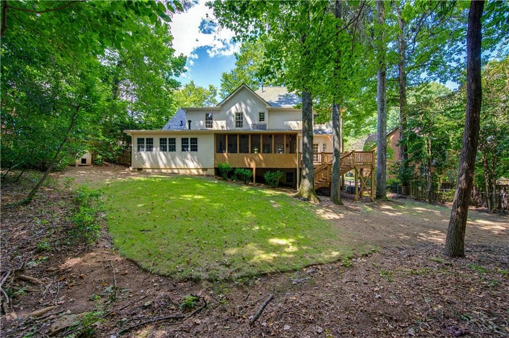 5 bedroom, 5 bathroom, 4,511 sq ft single family residence for sale at 125 Birkdale Court, Alpharetta, GA 30022 — photo 10