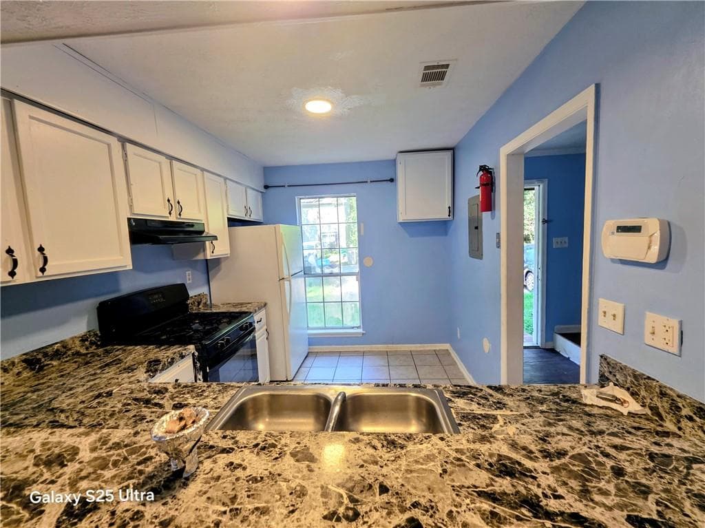2 bedroom, 3 bathroom, 1,238 sq ft townhouse for sale at 852 Glynn Oaks Drive, Clarkston, GA 30021 — photo 7