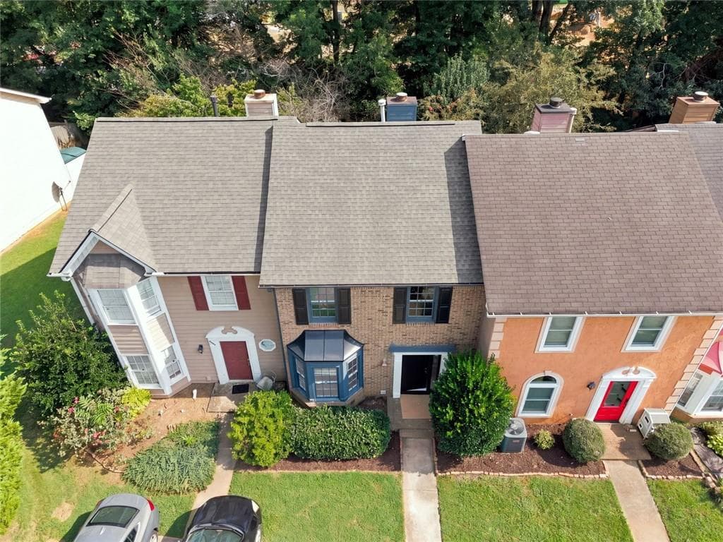 2 bedroom, 3 bathroom, 1,292 sq ft townhouse for sale at 5038 Jenny Drive, Acworth, GA 30101 — photo 3