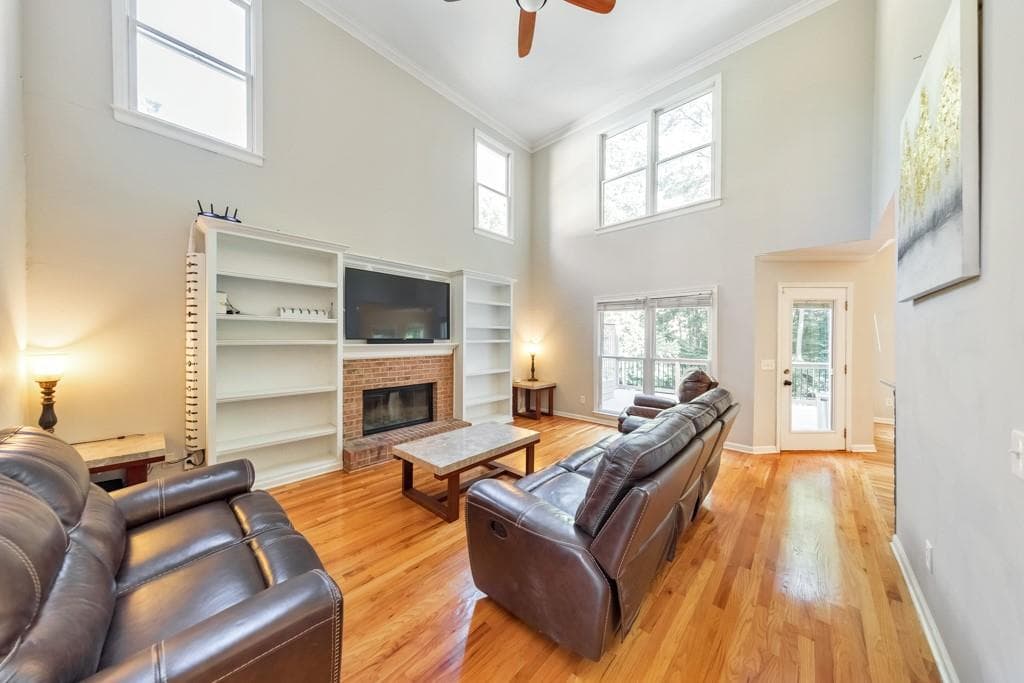 6 bedroom, 4 bathroom, 3,222 sq ft single family residence under contract at 638 Braidwood Drive, Acworth, GA 30101 — photo 4