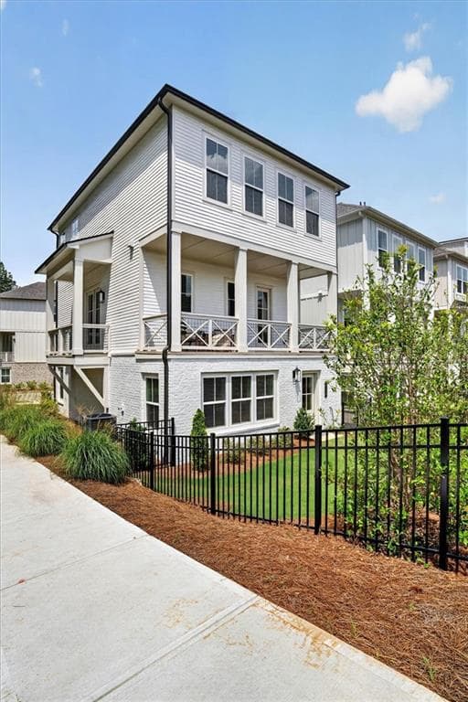 4 bedroom, 4 bathroom, 2,025 sq ft single family residence for sale at 200 Pinecone Place, Alpharetta, GA 30022 — photo 3