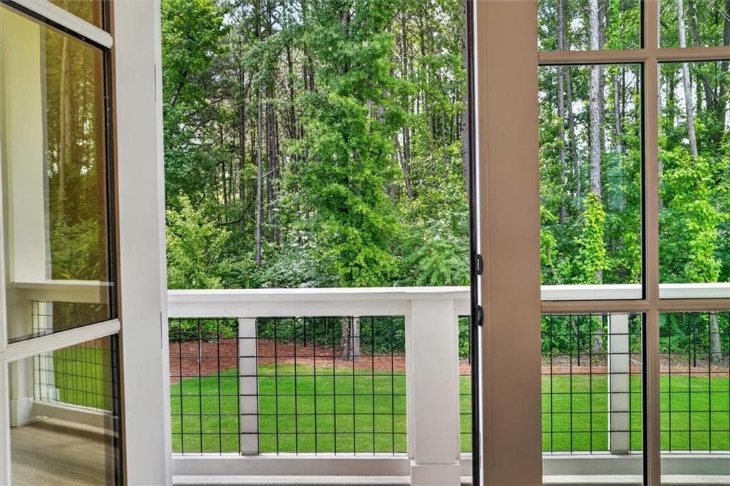 4 bedroom, 4 bathroom, 2,025 sq ft single family residence for sale at 200 Pinecone Place, Alpharetta, GA 30022 — photo 8