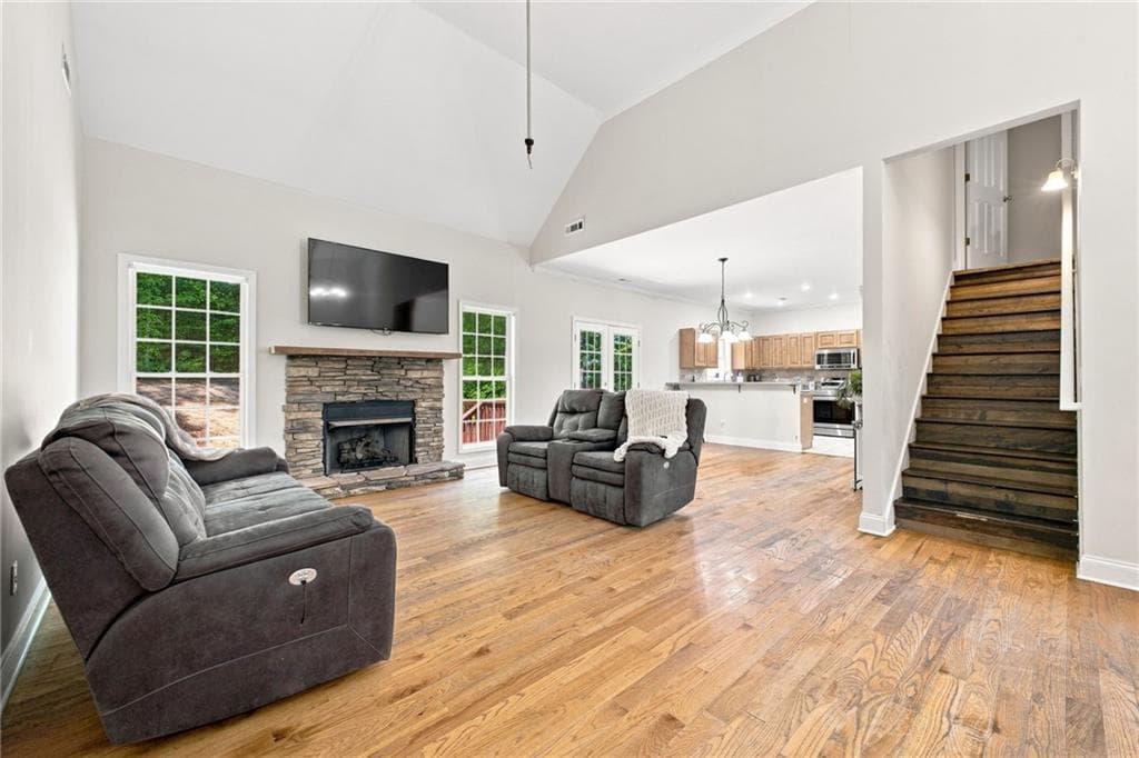 4 bedroom, 2 bathroom, 1,625 sq ft single family residence for sale at 60 Highlander Trail, Rome, GA 30165 — photo 2