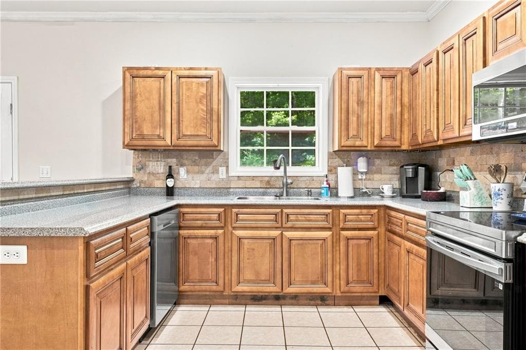 4 bedroom, 2 bathroom, 1,625 sq ft single family residence for sale at 60 Highlander Trail, Rome, GA 30165 — photo 8
