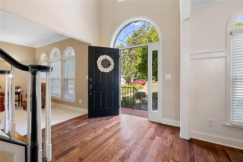 6 bedroom, 4 bathroom, 5,473 sq ft single family residence for sale at 1320 Tahoe Pines Circle, Alpharetta, GA 30005 — photo 6