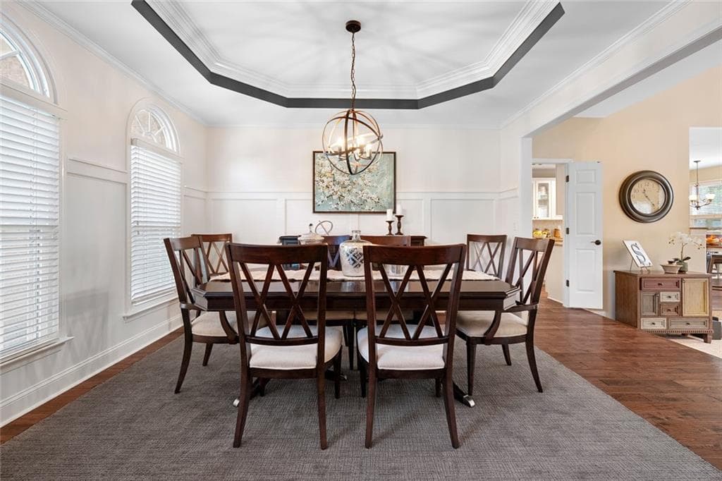 6 bedroom, 4 bathroom, 5,473 sq ft single family residence for sale at 1320 Tahoe Pines Circle, Alpharetta, GA 30005 — photo 7