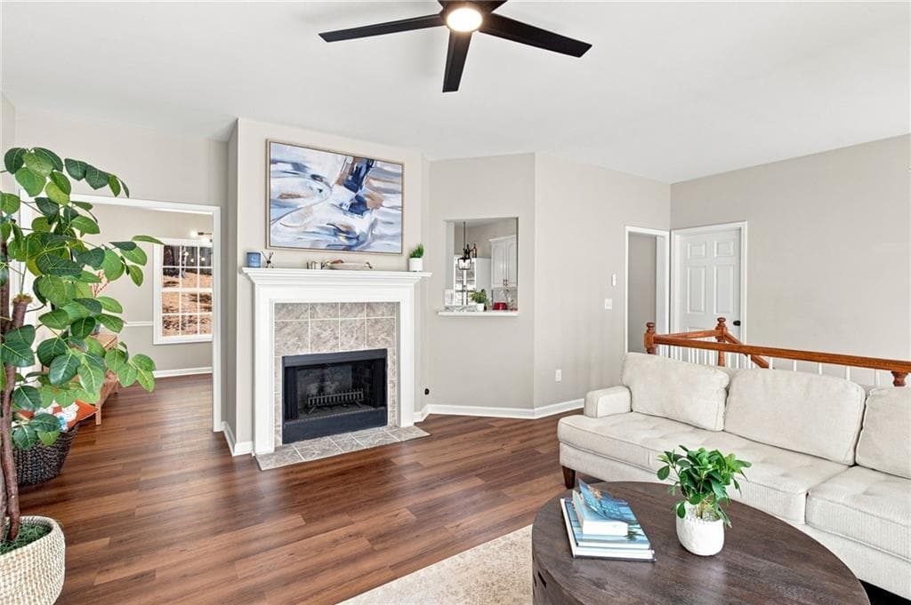 4 bedroom, 3 bathroom, 2,016 sq ft single family residence for sale at 739 Reeves Lake Drive, Marietta, GA 30064 — photo 6