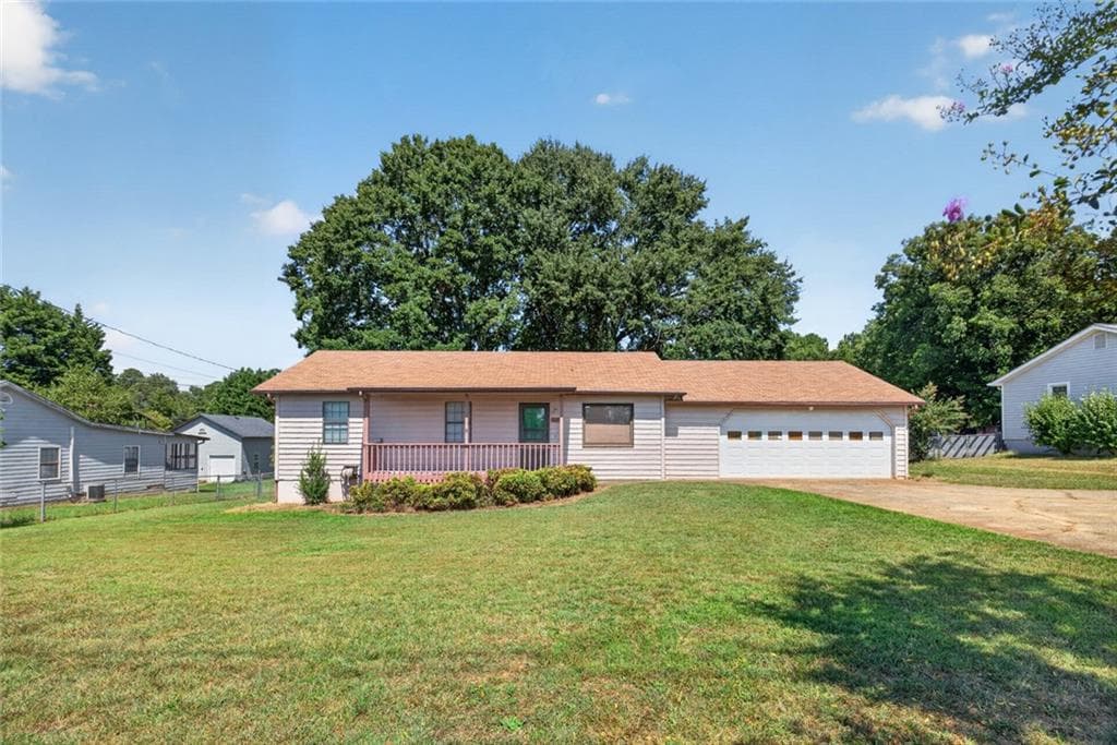 3 bedroom, 1 bathroom, 1,064 sq ft single family residence for sale at 633 Webb Gin House Road, Lawrenceville, GA 30045 — photo 2