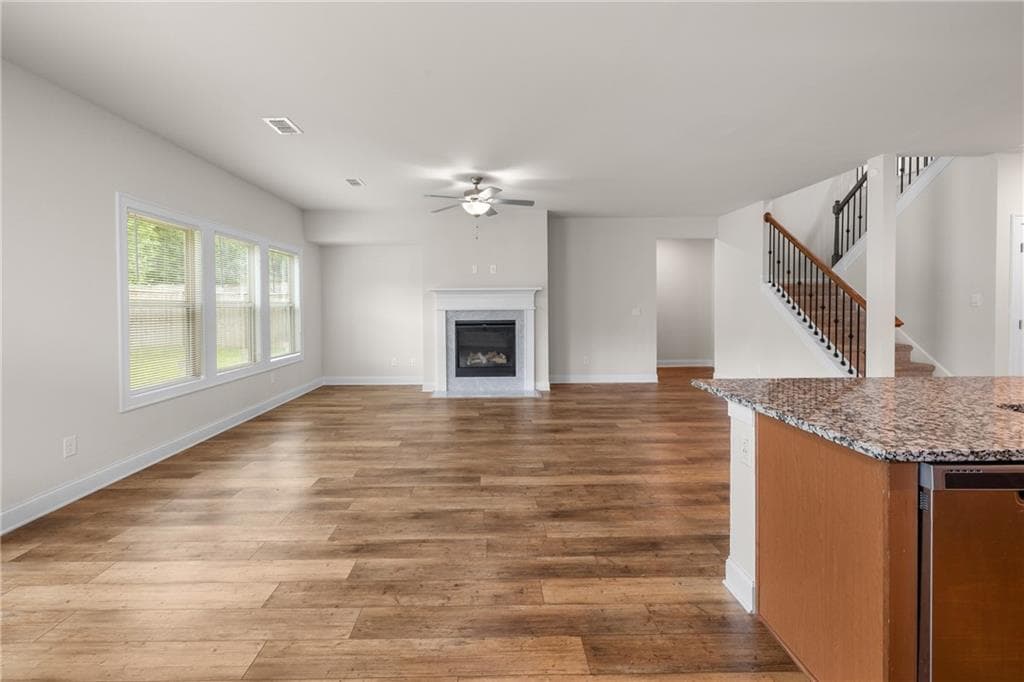 5 bedroom, 3 bathroom, 3,131 sq ft single family residence for sale at 4467 Bethany Manor Drive, Snellville, GA 30039 — photo 7