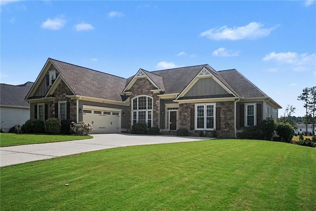 4 bedroom, 4 bathroom, 4,020 sq ft single family residence under contract at 1935 Heritage Green Drive, Marietta, GA 30064 — photo 2