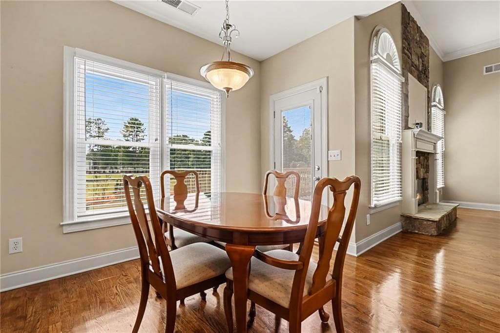 4 bedroom, 4 bathroom, 4,020 sq ft single family residence under contract at 1935 Heritage Green Drive, Marietta, GA 30064 — photo 5
