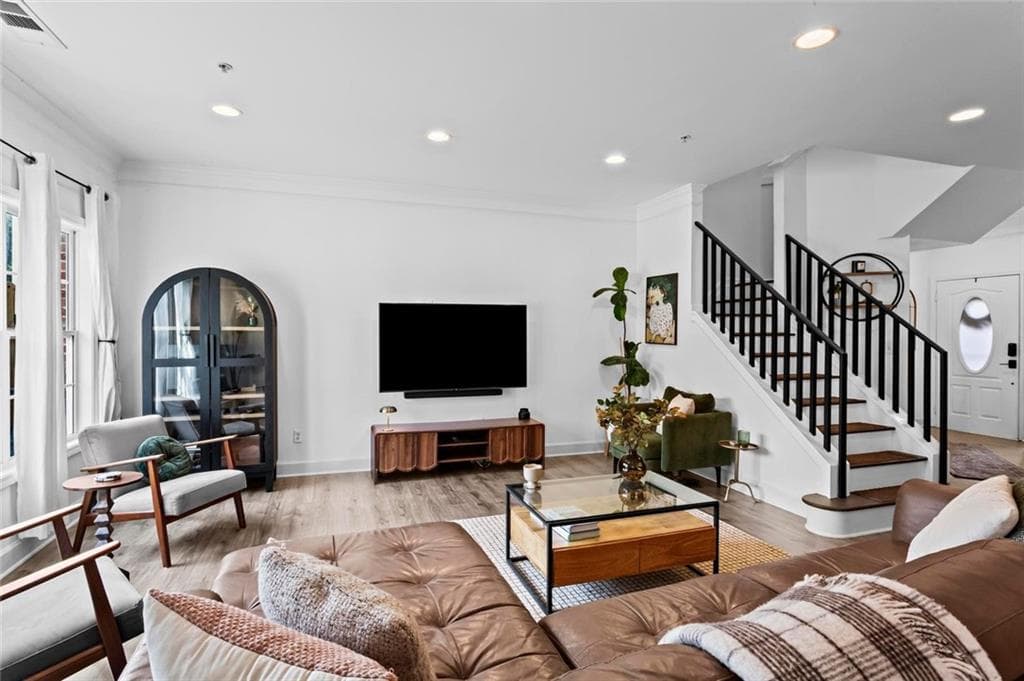 3 bedroom, 3 bathroom, 1,905 sq ft townhouse for sale at 305 Glen Ivy, Marietta, GA 30062 — photo 6