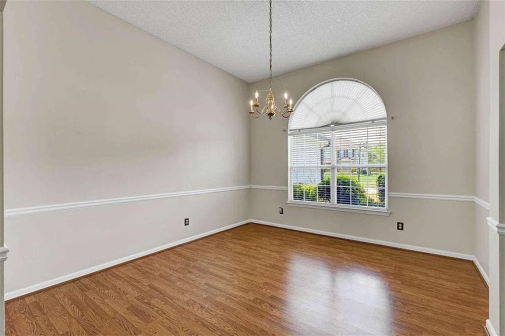 4 bedroom, 3 bathroom, 2,362 sq ft single family residence for sale at 6827 Hill Creek Cove, Lithonia, GA 30058 — photo 6
