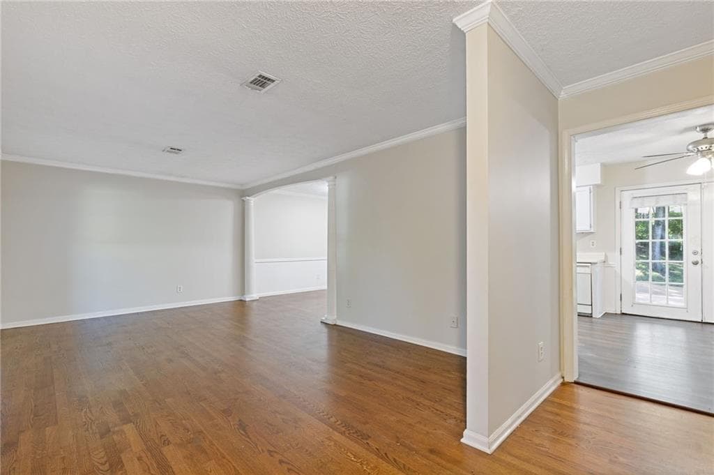 4 bedroom, 3 bathroom, 2,244 sq ft single family residence for sale at 3877 Peachtree Corners Circle, Peachtree Corners, GA 30092 — photo 5