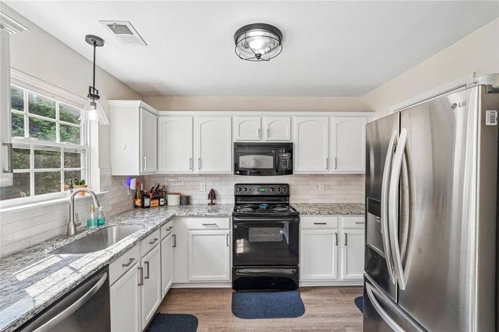 2 bedroom, 2 bathroom, 1,132 sq ft townhouse for sale at 546 Fox Creek Crossing, Woodstock, GA 30188 — photo 6