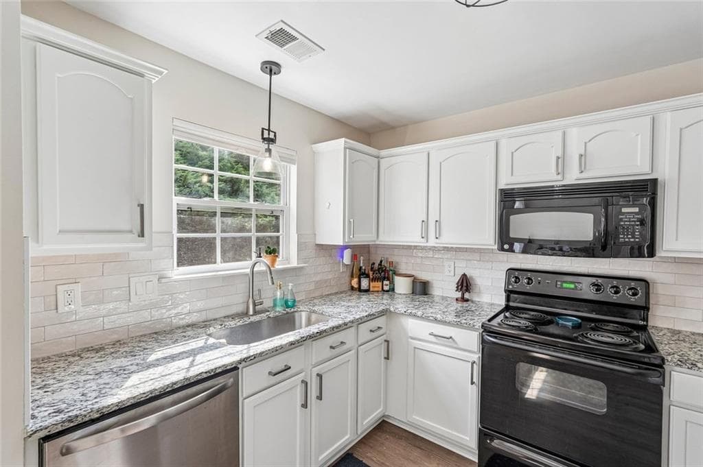 2 bedroom, 2 bathroom, 1,132 sq ft townhouse for sale at 546 Fox Creek Crossing, Woodstock, GA 30188 — photo 7