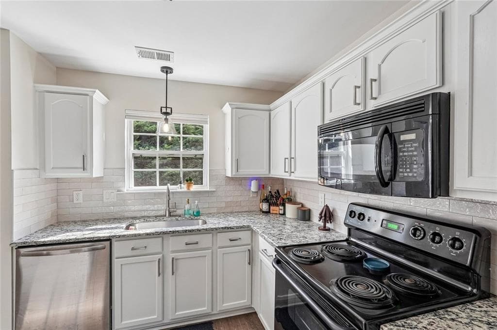 2 bedroom, 2 bathroom, 1,132 sq ft townhouse for sale at 546 Fox Creek Crossing, Woodstock, GA 30188 — photo 10