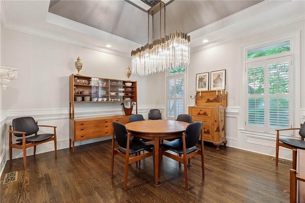 4 bedroom, 5 bathroom, 5,025 sq ft single family residence for sale at 1240 Beech Haven Road, Atlanta, GA 30324 — photo 7