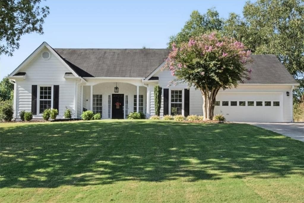 3 bedroom, 2 bathroom, 1,542 sq ft single family residence for sale at 5230 Jonathans Way, Cumming, GA 30040 — photo 2