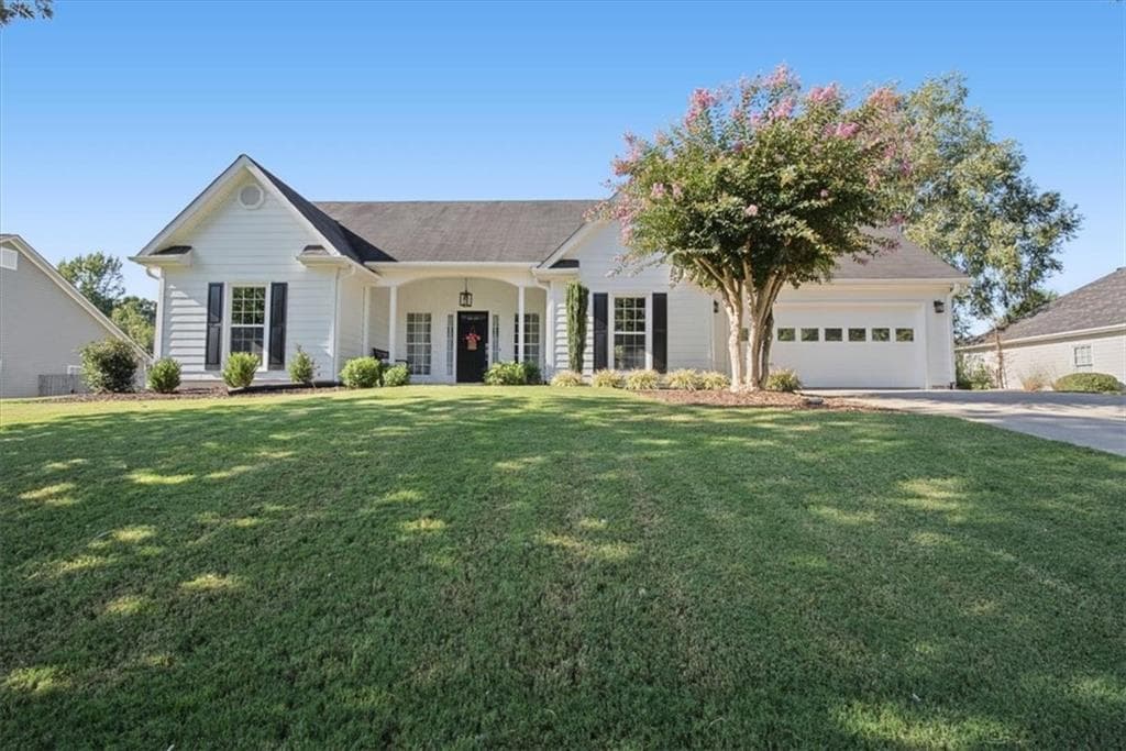 3 bedroom, 2 bathroom, 1,542 sq ft single family residence for sale at 5230 Jonathans Way, Cumming, GA 30040 — photo 6