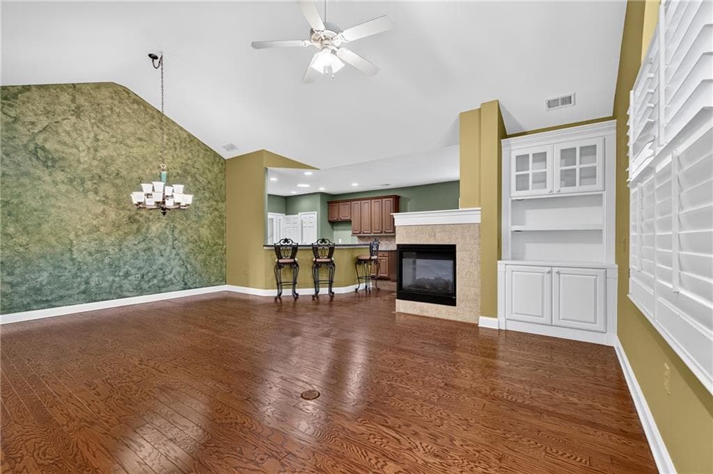 3 bedroom, 3 bathroom, 2,337 sq ft condominium for sale at 2708 Grapevine Circle 2004, Cumming, GA 30041 — photo 7