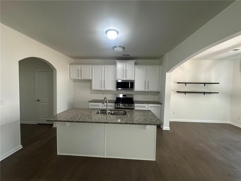 4 bedroom, 3 bathroom, 2,394 sq ft single family residence for sale at 125 Worthing Lane, Fairburn, GA 30213 — photo 7