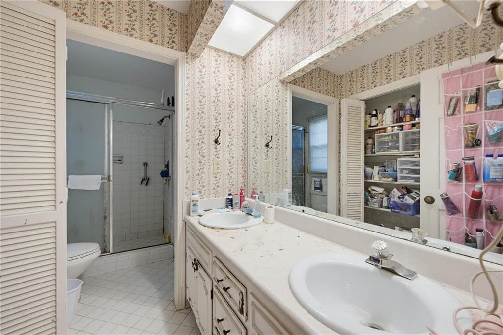 4 bedroom, 3 bathroom, 3,083 sq ft single family residence for sale at 4308 Oak Walk, Cumming, GA 30041 — photo 10