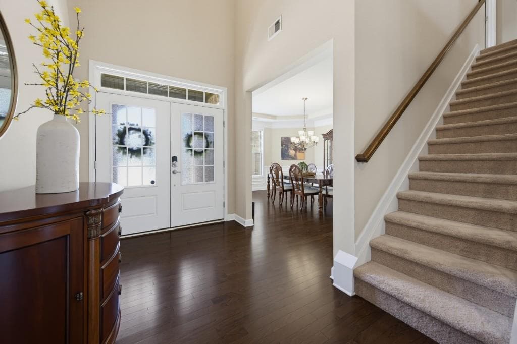 6 bedroom, 5 bathroom, 5,932 sq ft single family residence for sale at 870 Grand Reserve Drive, Suwanee, GA 30024 — photo 5