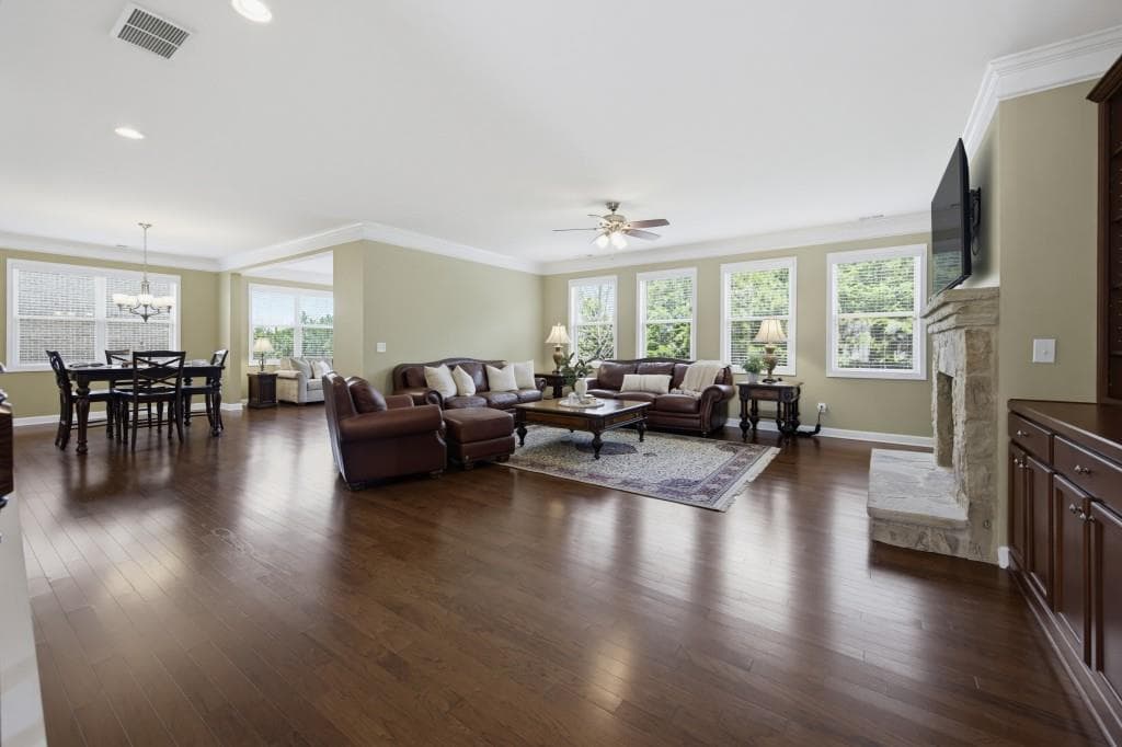 6 bedroom, 5 bathroom, 5,932 sq ft single family residence for sale at 870 Grand Reserve Drive, Suwanee, GA 30024 — photo 7