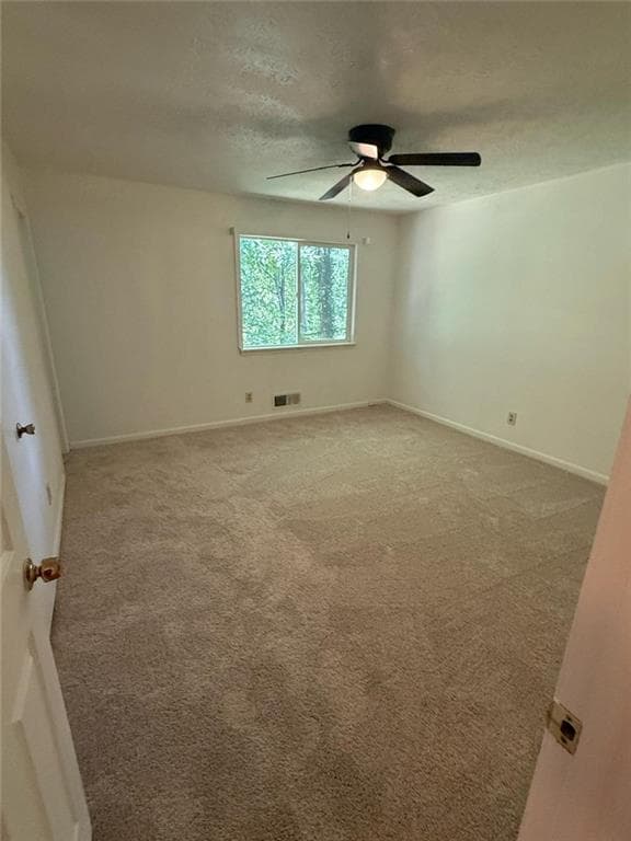 3 bedroom, 2 bathroom, 2,668 sq ft single family residence for rent at 4967 Comanche Court, Lilburn, GA 30047 for $2,250 a month — photo 10