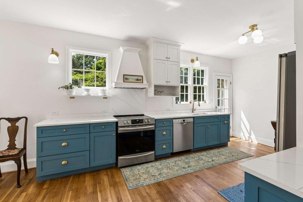 4 bedroom, 2 bathroom, 1,736 sq ft single family residence for sale at 2573 Tilson Drive, Atlanta, GA 30317 — photo 5