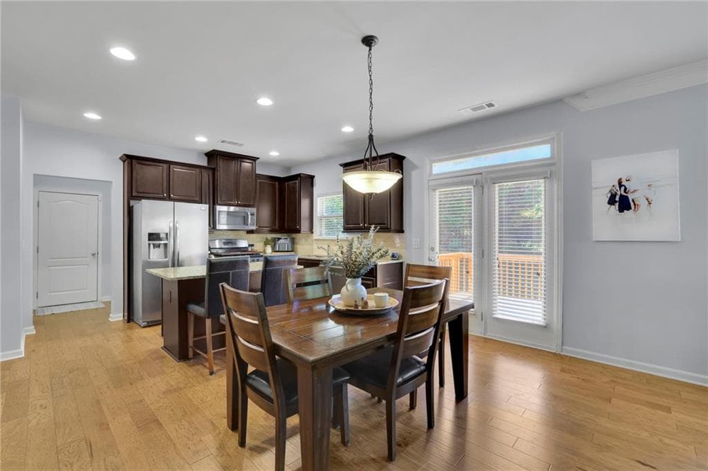 4 bedroom, 4 bathroom, 3,051 sq ft single family residence for sale at 2606 Abiqua Falls Court, Braselton, GA 30517 — photo 9