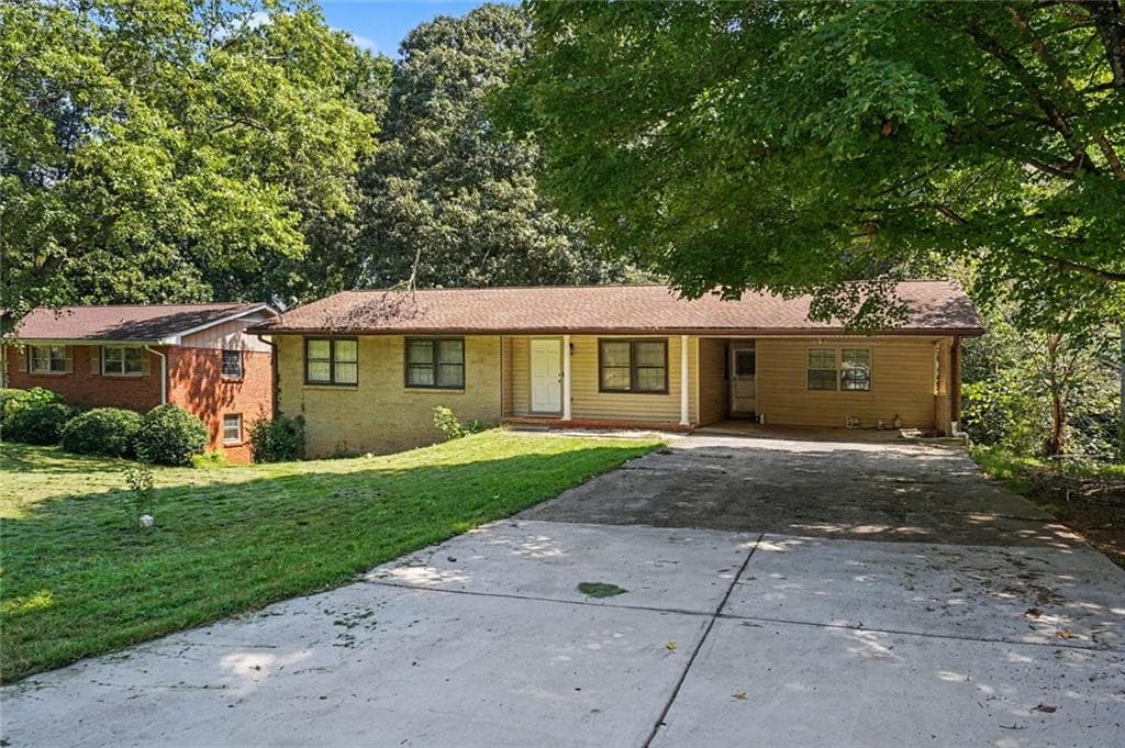 3 bedroom, 2 bathroom, 1,195 sq ft single family residence for sale at 6982 Knollwood Drive, Morrow, GA 30260 — photo 7