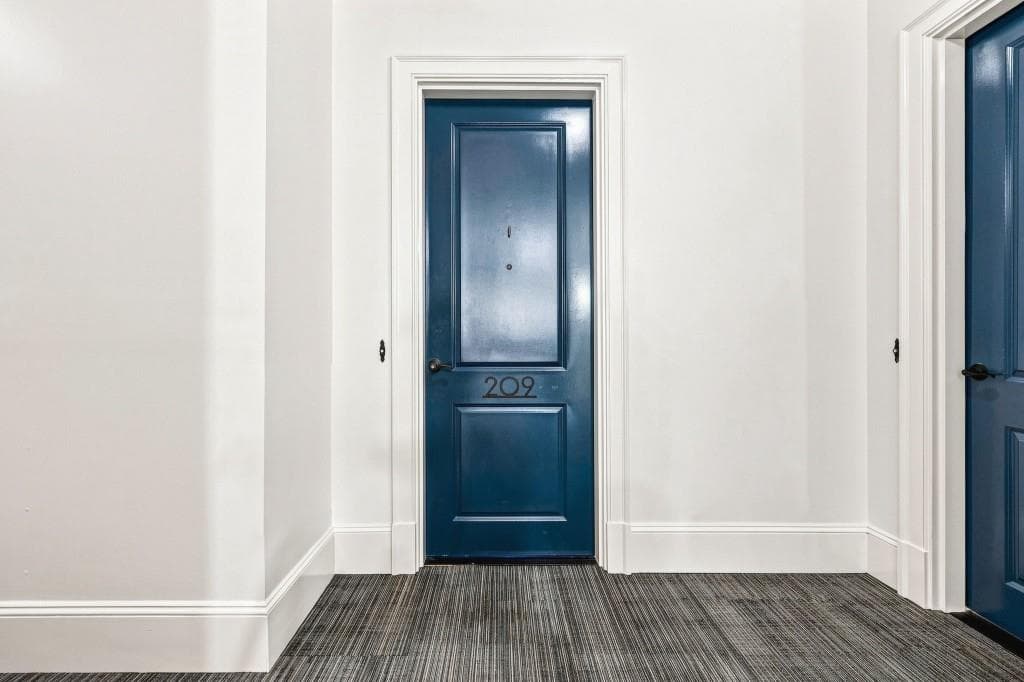 2 bedroom, 2 bathroom, 1,329 sq ft condominium under contract at 351 Washington Avenue 209, Marietta, GA 30060 — photo 4