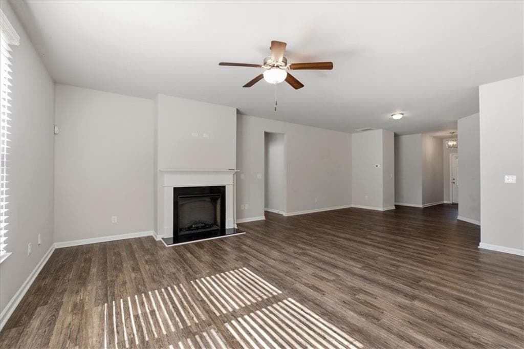 3 bedroom, 2 bathroom, 1,914 sq ft single family residence for sale at 103 McGinnis Circle, Calhoun, GA 30701 — photo 5
