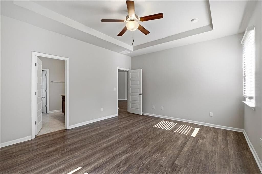 3 bedroom, 2 bathroom, 1,914 sq ft single family residence for sale at 103 McGinnis Circle, Calhoun, GA 30701 — photo 9