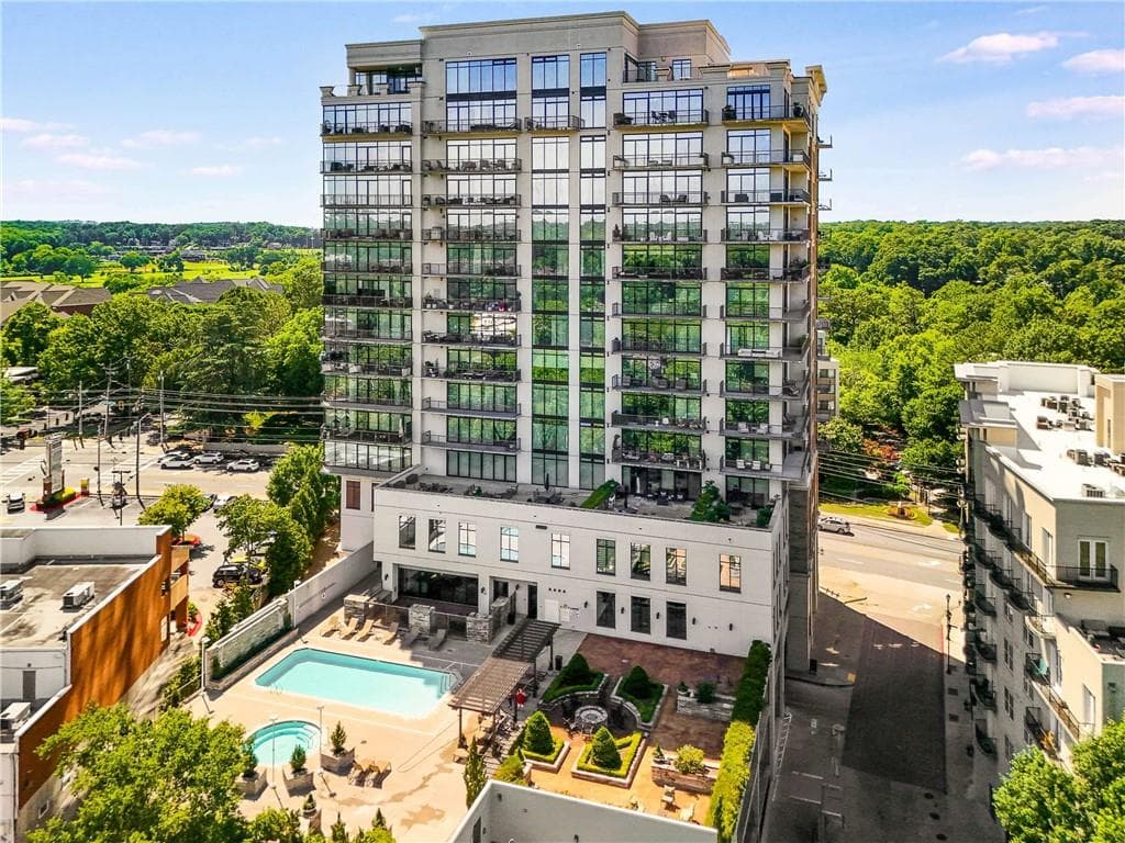 2 bedroom, 3 bathroom, 1,794 sq ft condominium for sale at 2233 Peachtree Road 402, Atlanta, GA 30309 — photo 1 of 53