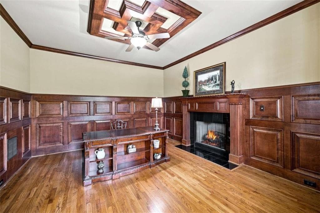 5 bedroom, 7 bathroom, 6,330 sq ft single family residence for sale at 1815 Turnberry Avenue, Suwanee, GA 30024 — photo 5