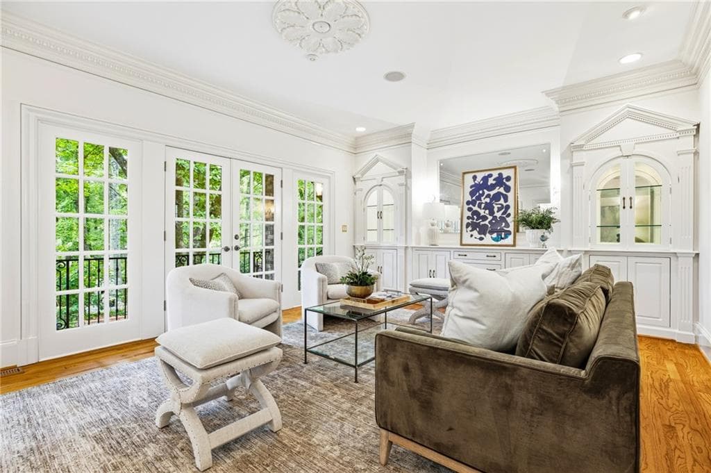 4 bedroom, 5 bathroom, 4,961 sq ft single family residence for sale at 964 Northcliffe Drive, Atlanta, GA 30318 — photo 6