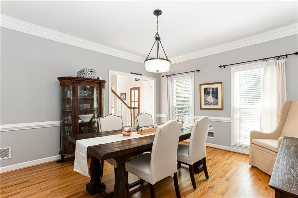 4 bedroom, 5 bathroom, 3,357 sq ft single family residence for sale at 450 Holly Stream Trail, Roswell, GA 30075 — photo 5