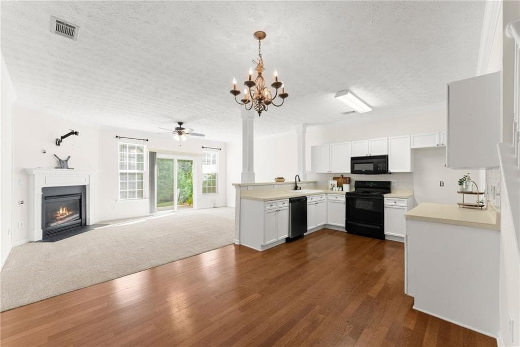 2 bedroom, 3 bathroom, 1,692 sq ft townhouse for sale at 4817 Zephyr Cove Place, Flowery Branch, GA 30542 — photo 7