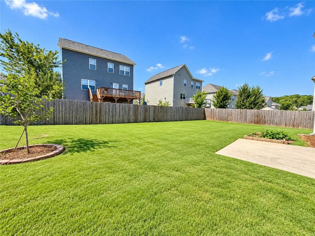 4 bedroom, 3 bathroom, 2,600 sq ft single family residence for rent at 1718 Hanover West Court, Lawrenceville, GA 30043 for $2,680 a month — photo 4