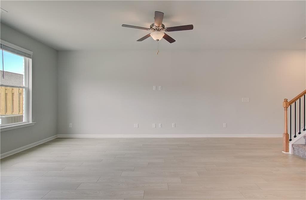 3 bedroom, 3 bathroom, 1,941 sq ft townhouse for sale at 260 Sanctuary Drive, Mcdonough, GA 30253 — photo 9