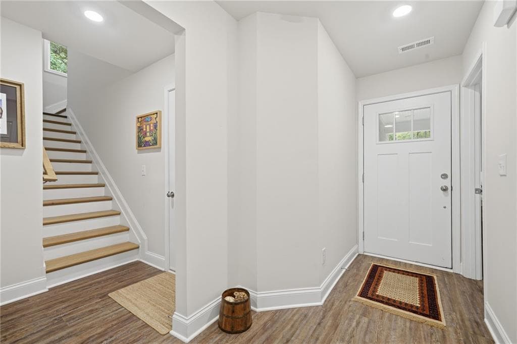 4 bedroom, 3 bathroom, 1,758 sq ft single family residence for sale at 138 Louie Court, Waleska, GA 30183 — photo 4