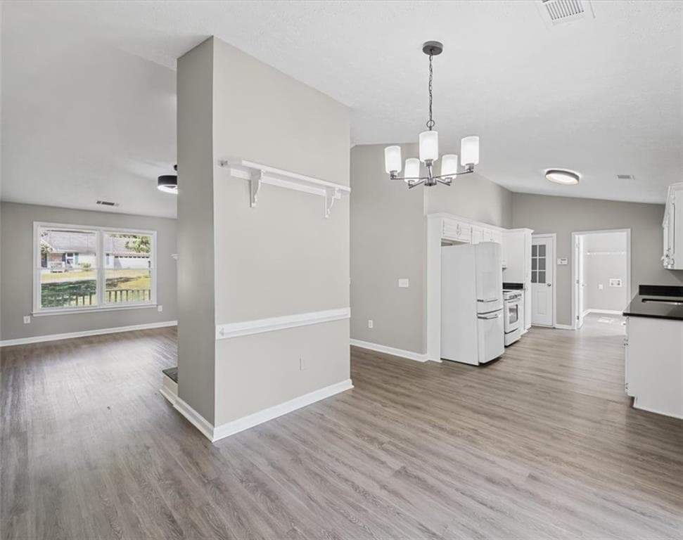 3 bedroom, 2 bathroom, 1,232 sq ft single family residence for sale at 13 White Tail Drive, Jasper, GA 30143 — photo 8