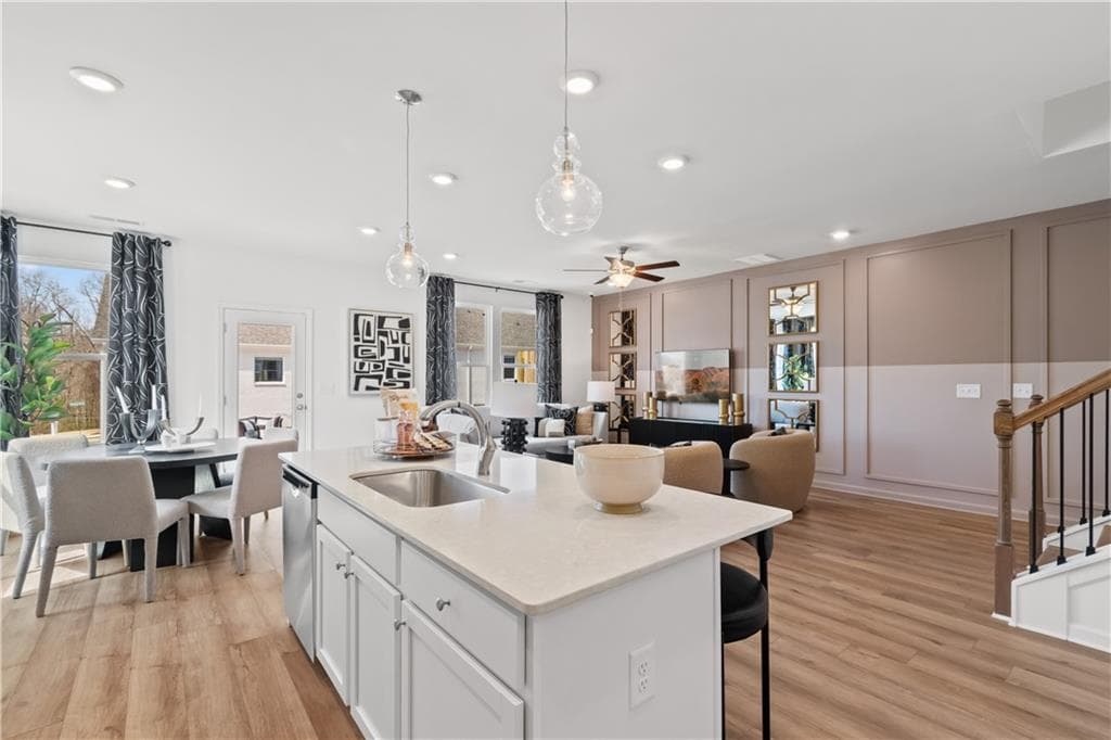 3 bedroom, 3 bathroom, 1,945 sq ft townhouse for sale at 256 Sanctuary Drive, Mcdonough, GA 30253 — photo 10