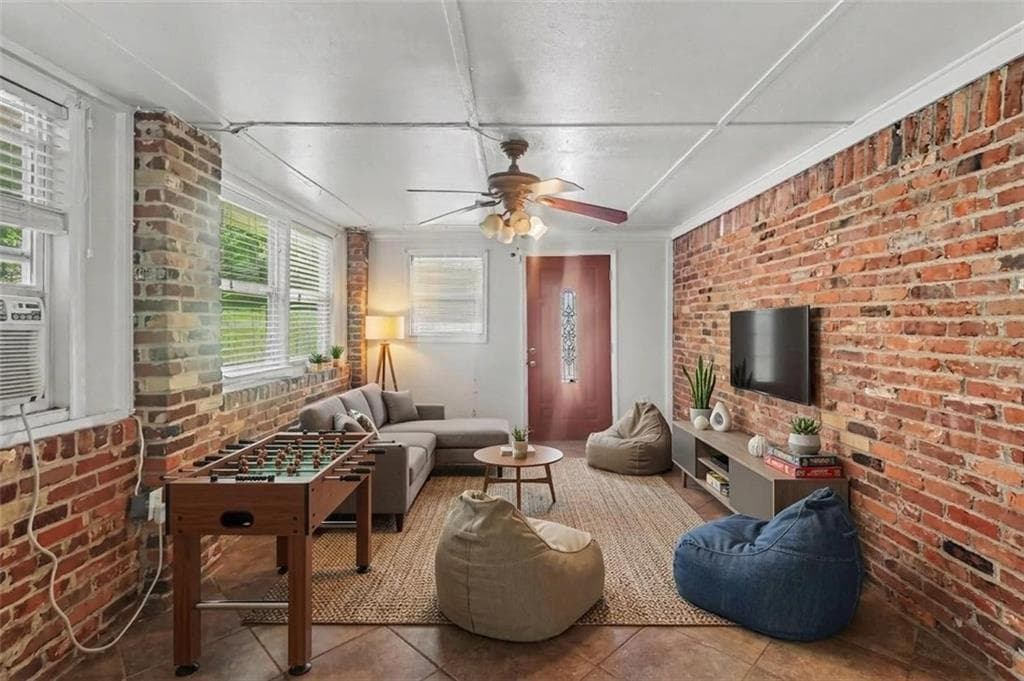 3 bedroom, 3 bathroom, 2,842 sq ft single family residence under contract at 2712 Sherlock Drive, Decatur, GA 30034 — photo 6