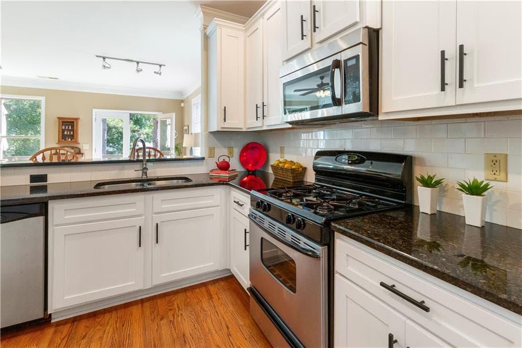 3 bedroom, 4 bathroom, 2,059 sq ft townhouse for sale at 3947 Covey Flush Court 25, Smyrna, GA 30082 — photo 10