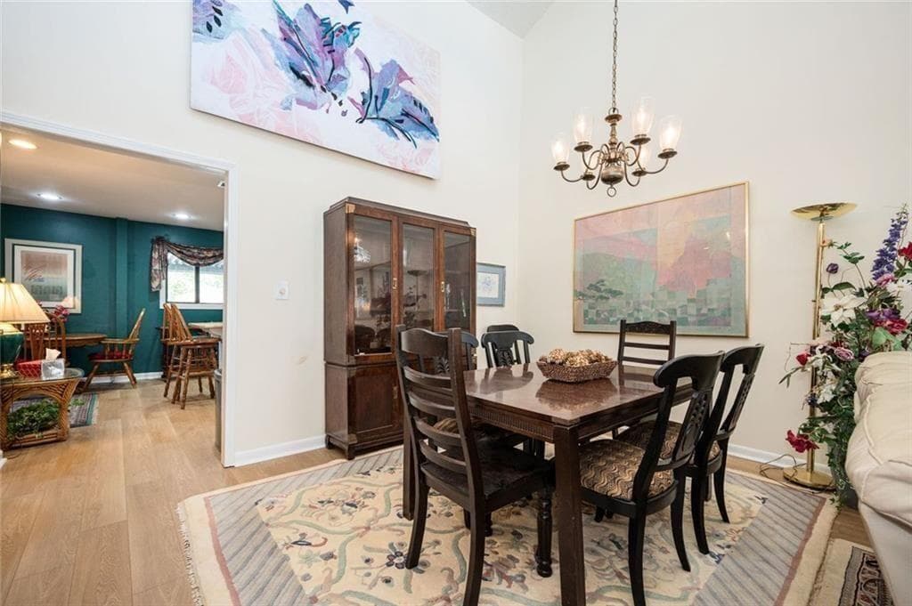 2 bedroom, 2 bathroom, 1,539 sq ft condominium under contract at 683 Serramonte Drive, Marietta, GA 30068 — photo 8